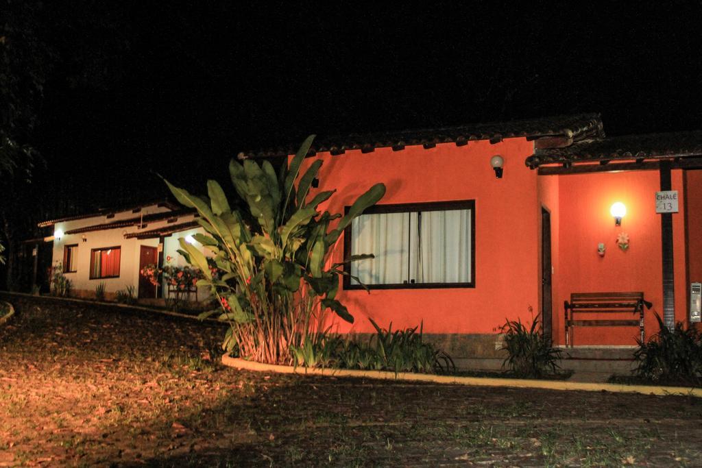 Pousada Riacho Da Serra Penedo  Exterior foto